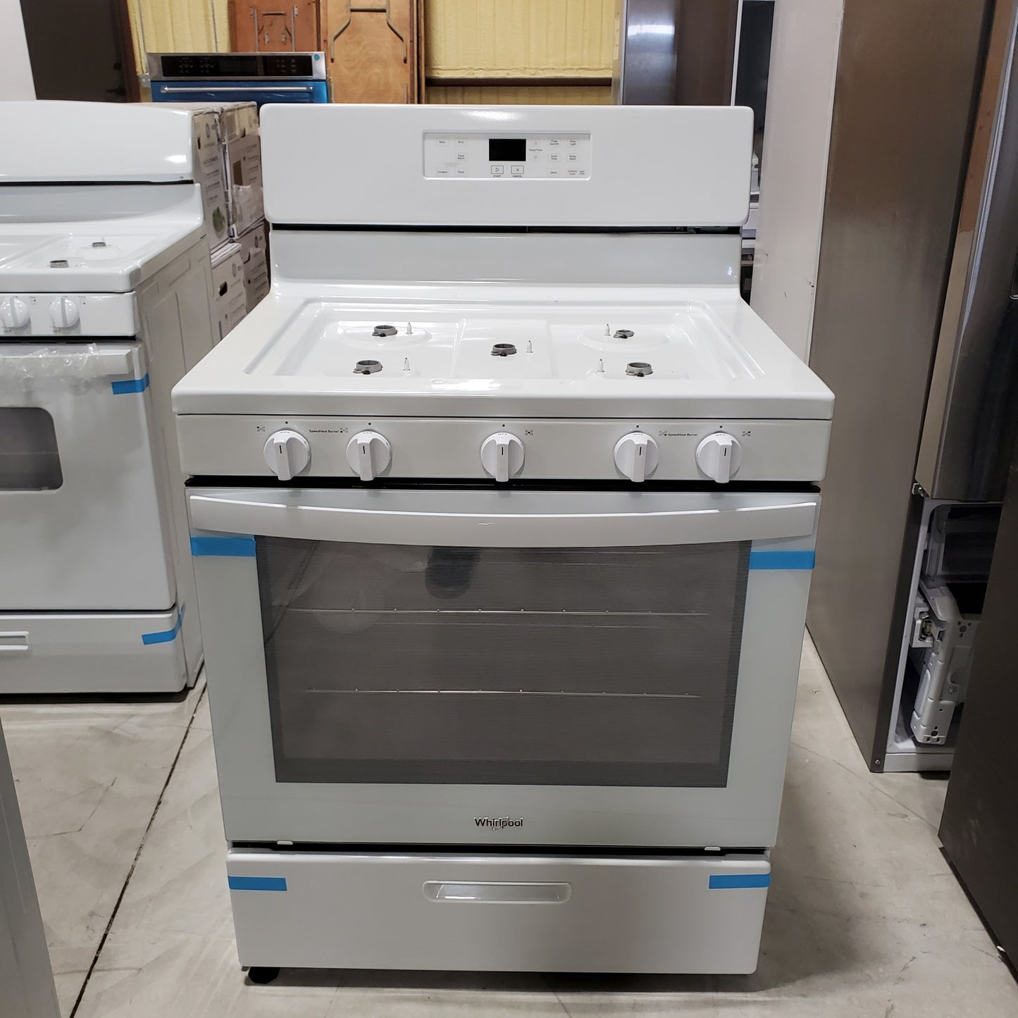 #1216 Liquidation Half Truckload of 14 Neu Processed Appliances in Texas