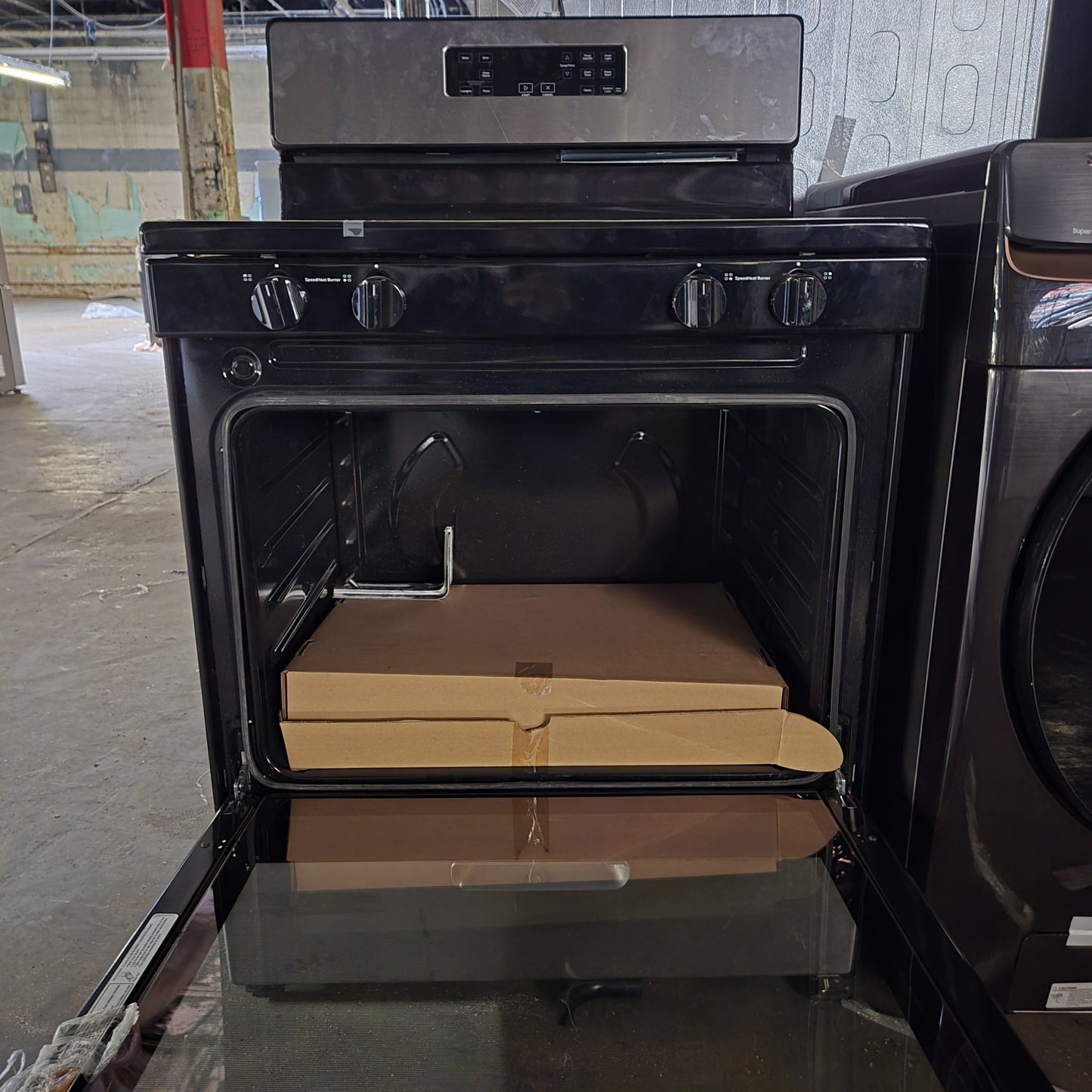 #1517 Liquidation Half Truckload of 24 Customer Return Appliances in South Carolina - Patchwork