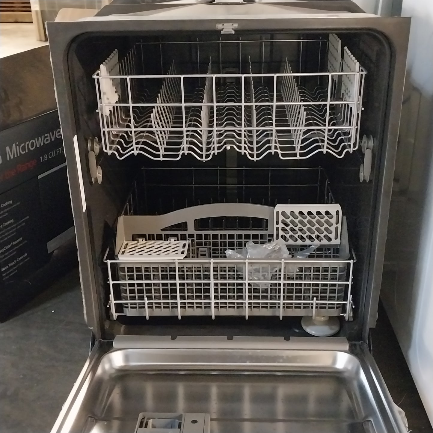 #1245 Liquidation Half Truckload of 23 Customer Return Appliances in South Carolina - Liberty