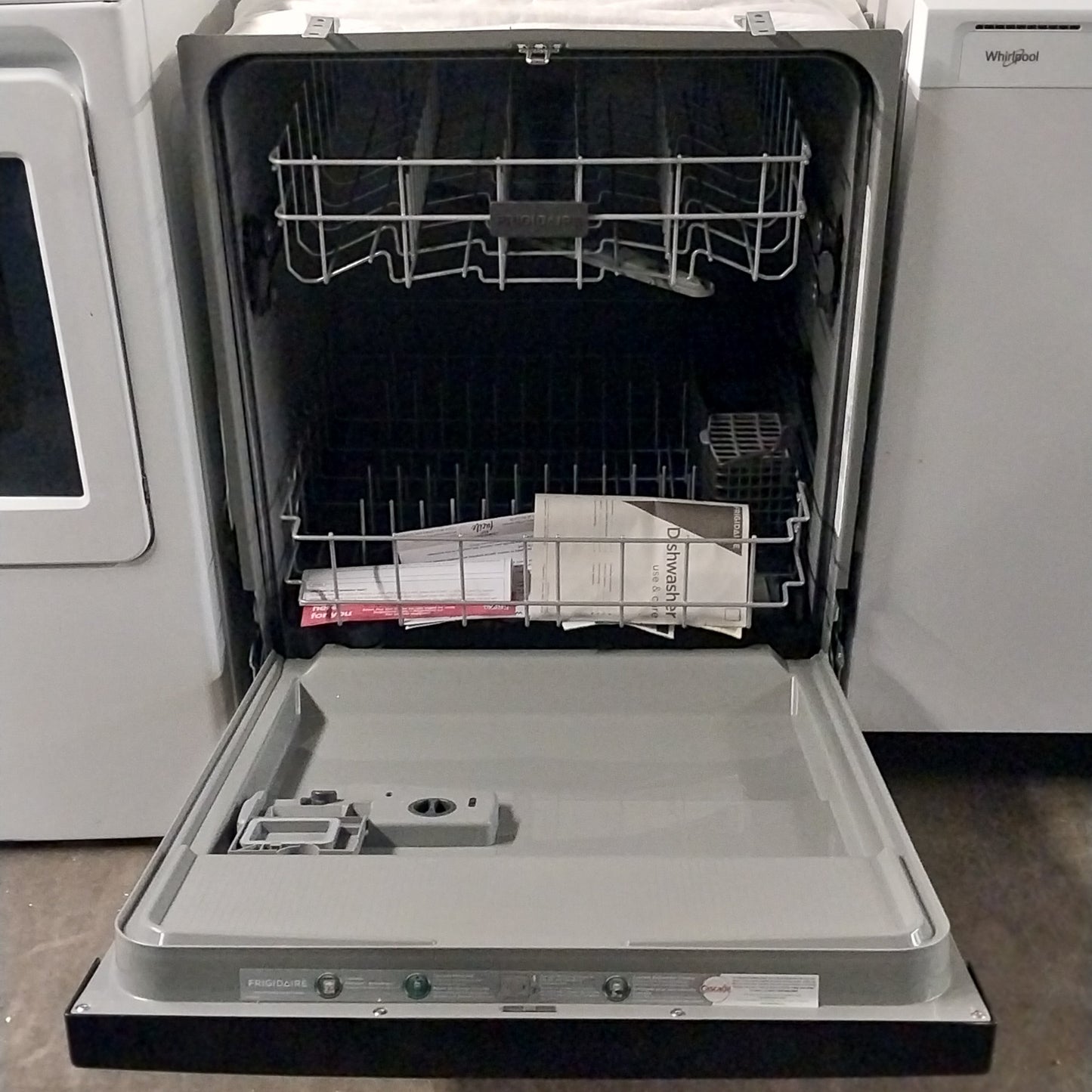 #1293 Liquidation Half Truckload of 23 Customer Return Appliances in South Carolina - Liberty
