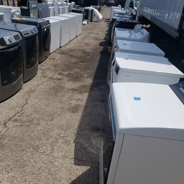 A recent scratch and dent appliance load getting ready to be shipped.