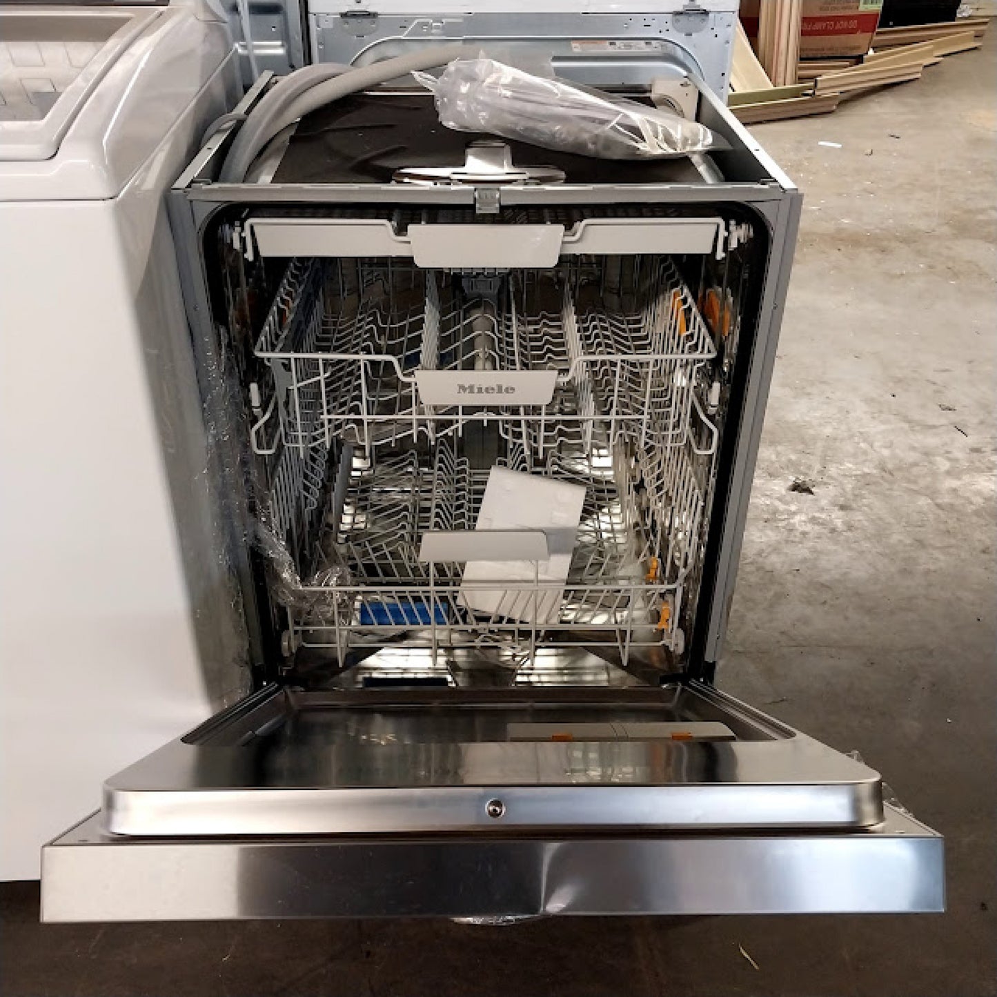 #1345 Liquidation Half Truckload of 22 Customer Return Appliances in South Carolina - Liberty