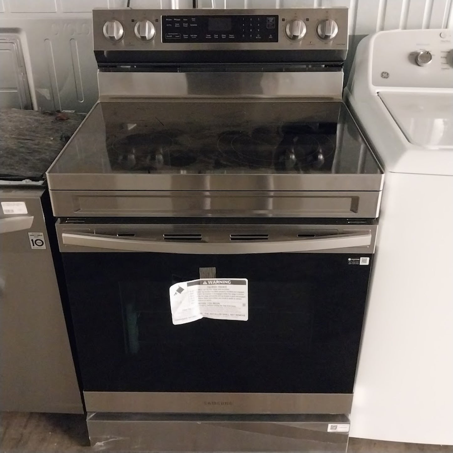 #1488 Liquidation Half Truckload of 24 Customer Return Appliances in South Carolina - Patchwork