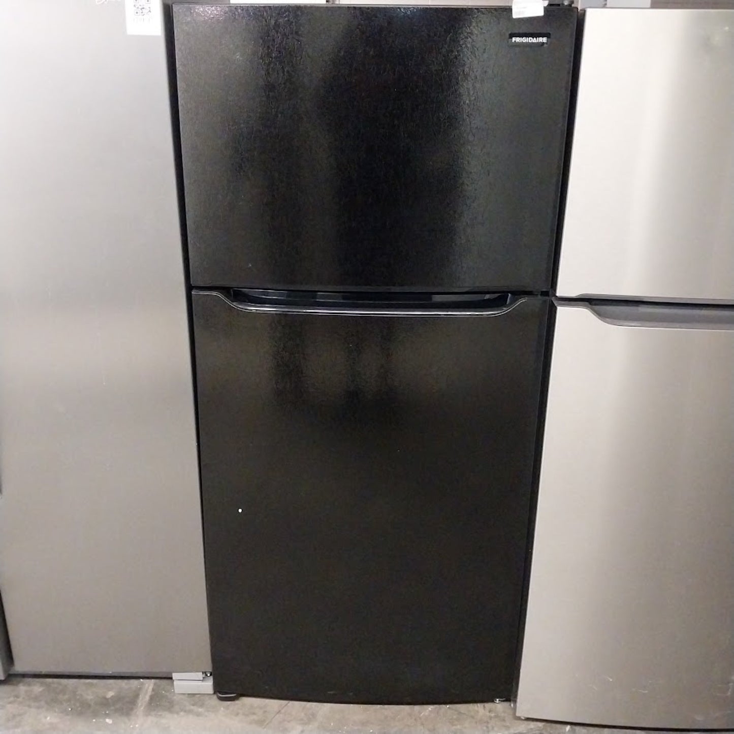 #1488 Liquidation Half Truckload of 24 Customer Return Appliances in South Carolina - Patchwork