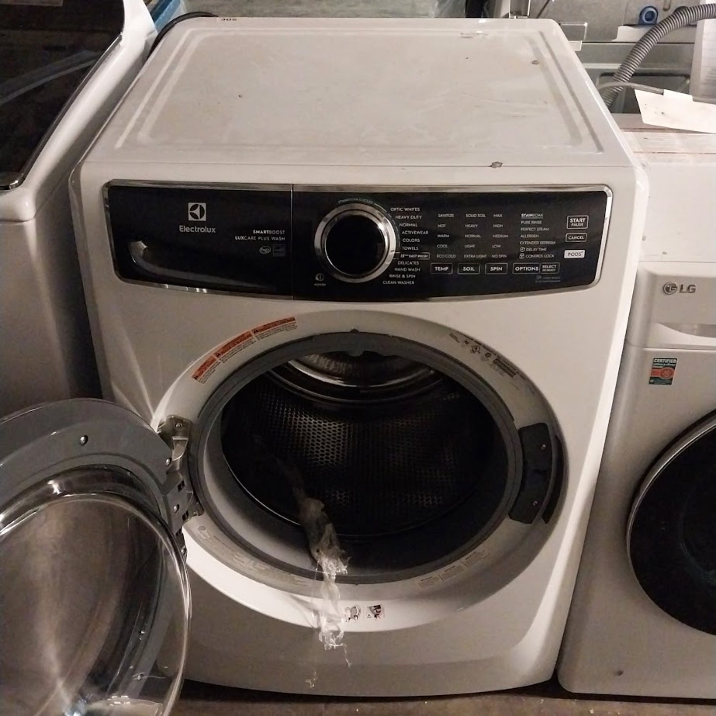 #1526 Liquidation Full Truckload of 65 Customer Return Appliances in South Carolina - Patchwork