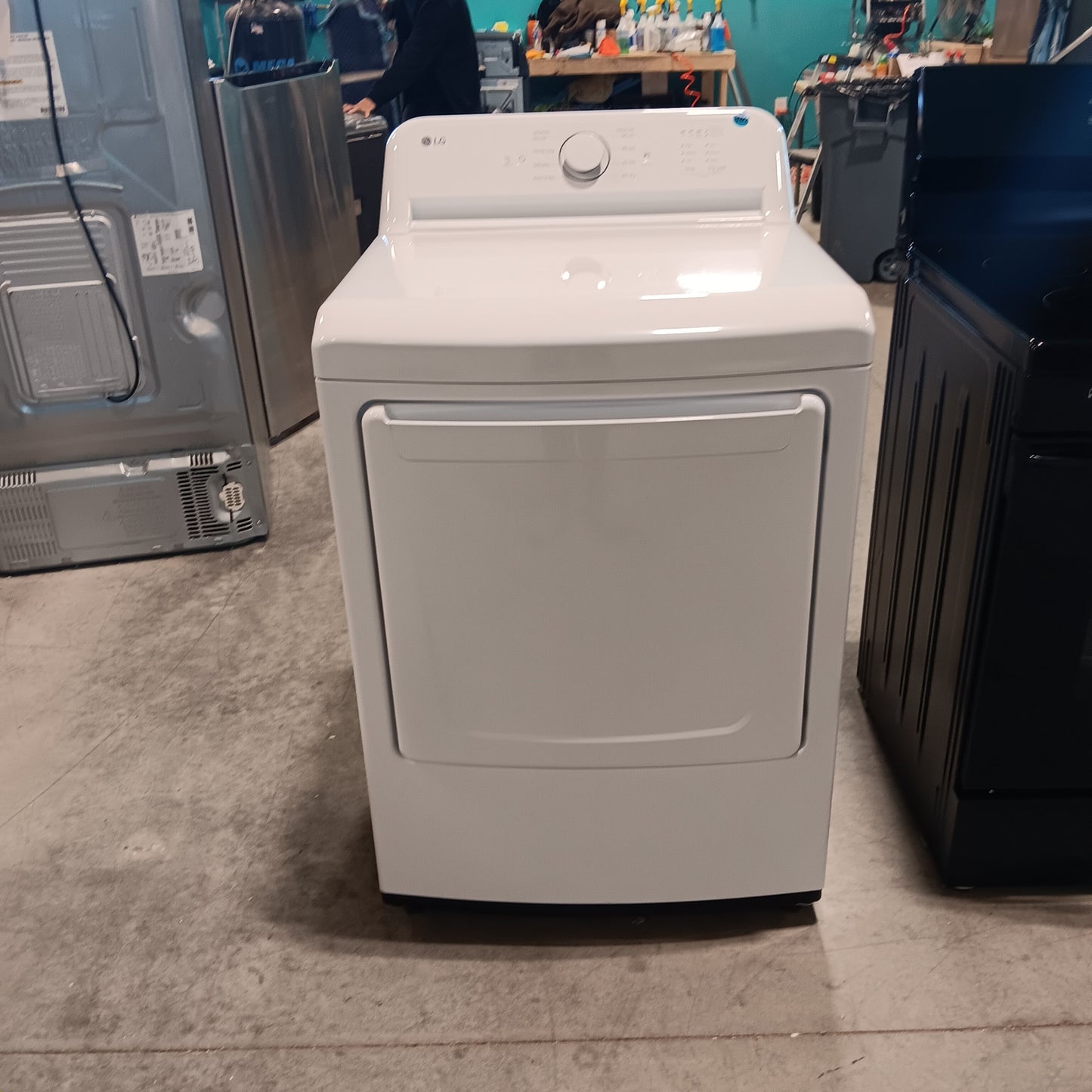 #1556 Liquidation Full Truckload of 45 Neu Processed Appliances in Texas