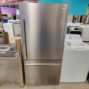 #1584 Liquidation Half Truckload of 17 Neu Processed Appliances in Texas