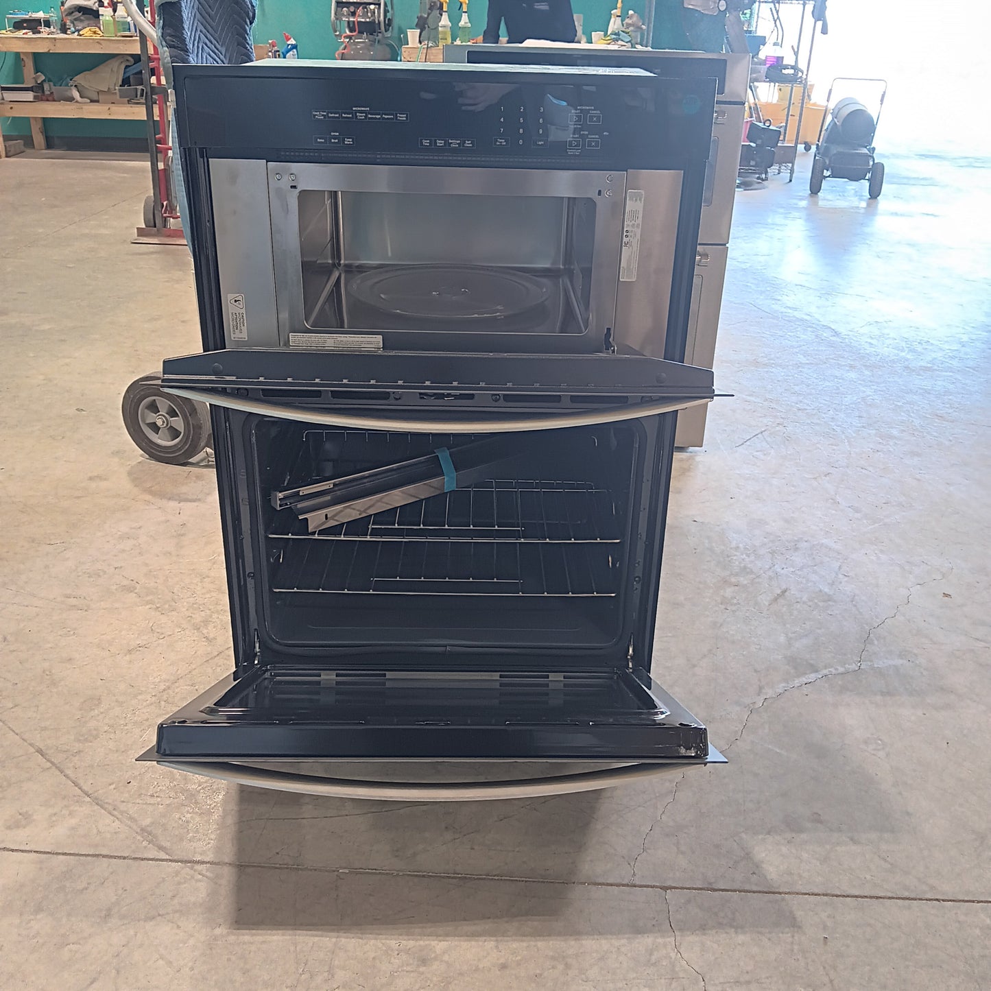 #1569 Liquidation Full Truckload of 53 Neu Processed Appliances in Texas