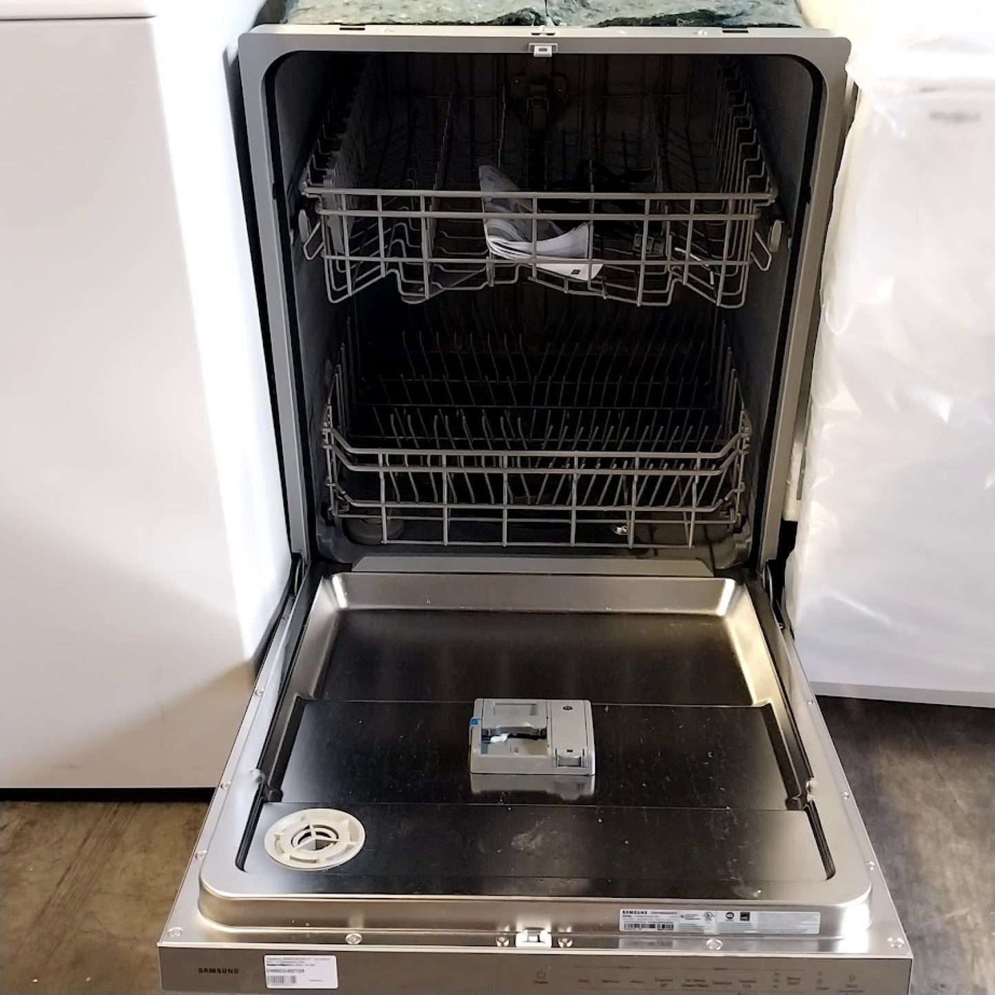 #1442 Liquidation Full Truckload of 45 Customer Return Appliances in South Carolina - Liberty