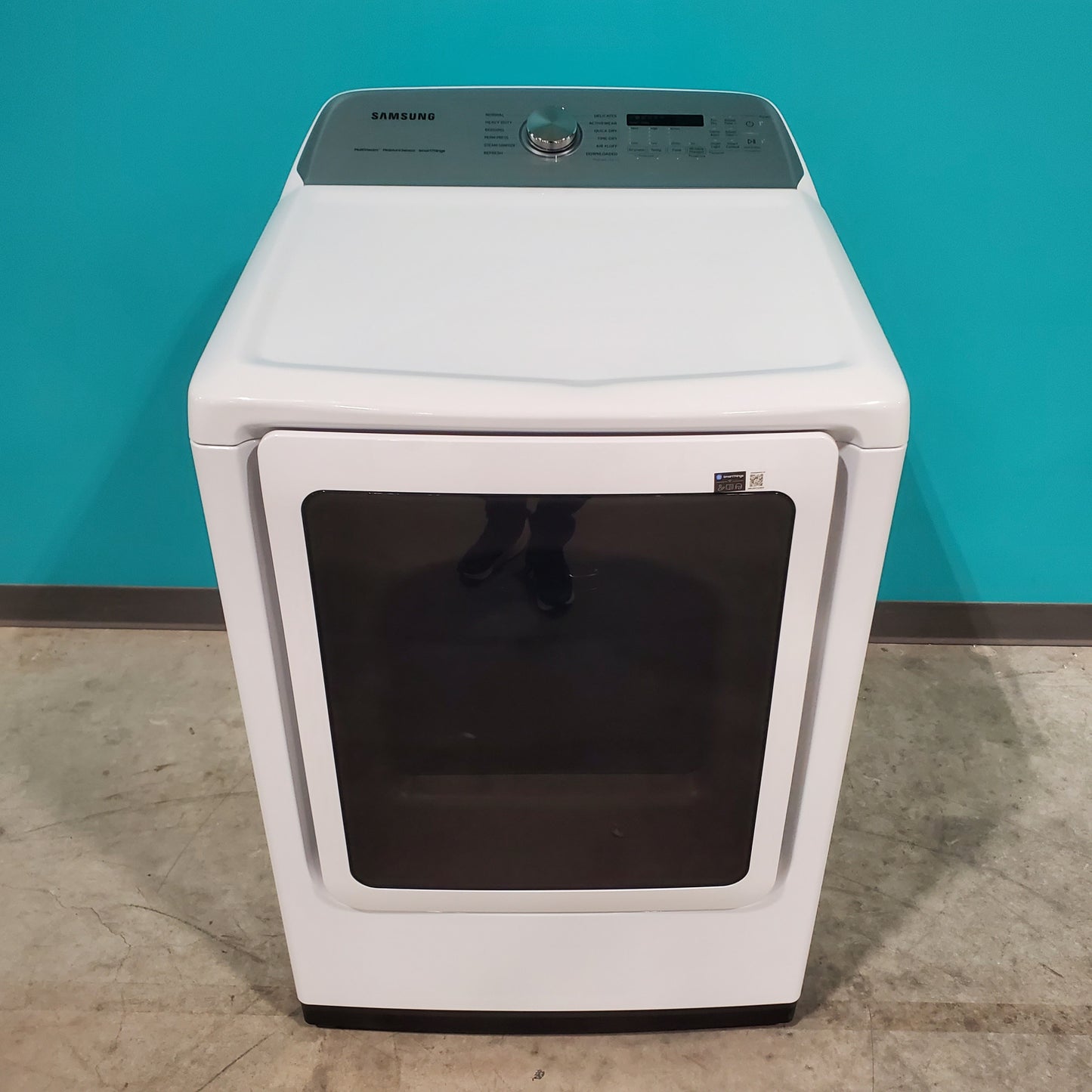 #1582 Liquidation Half Truckload of 24 Neu Processed Appliances in Texas