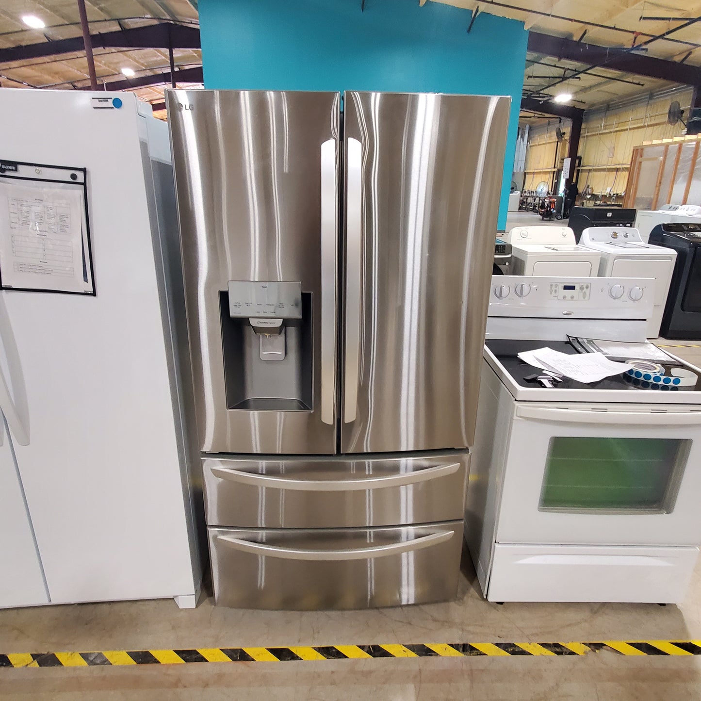 #1578 Liquidation Half Truckload of 14 Neu Processed Appliances in Texas