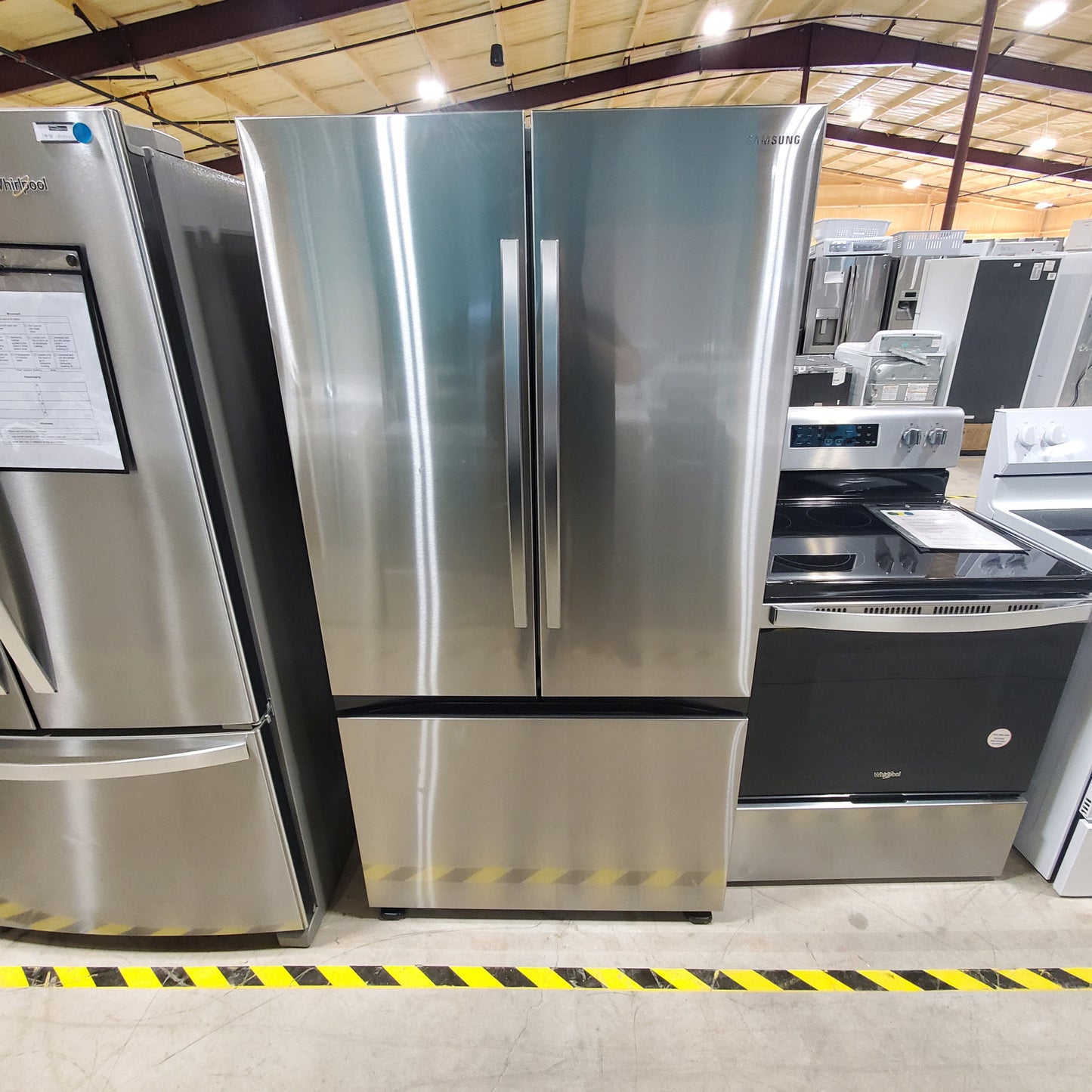 #1582 Liquidation Half Truckload of 24 Neu Processed Appliances in Texas