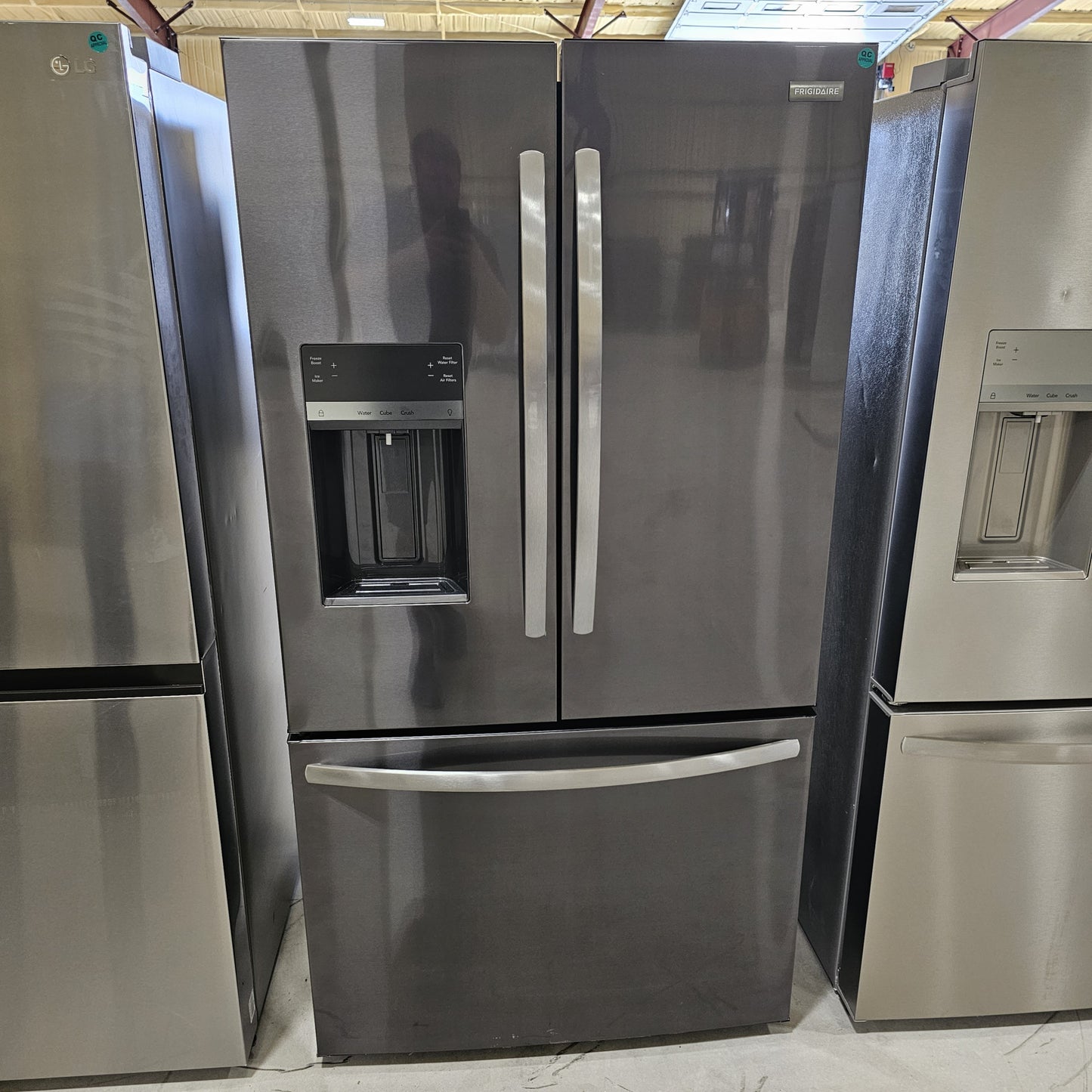 #1178 Liquidation Half Truckload of 12 Neu Processed Appliances in Texas