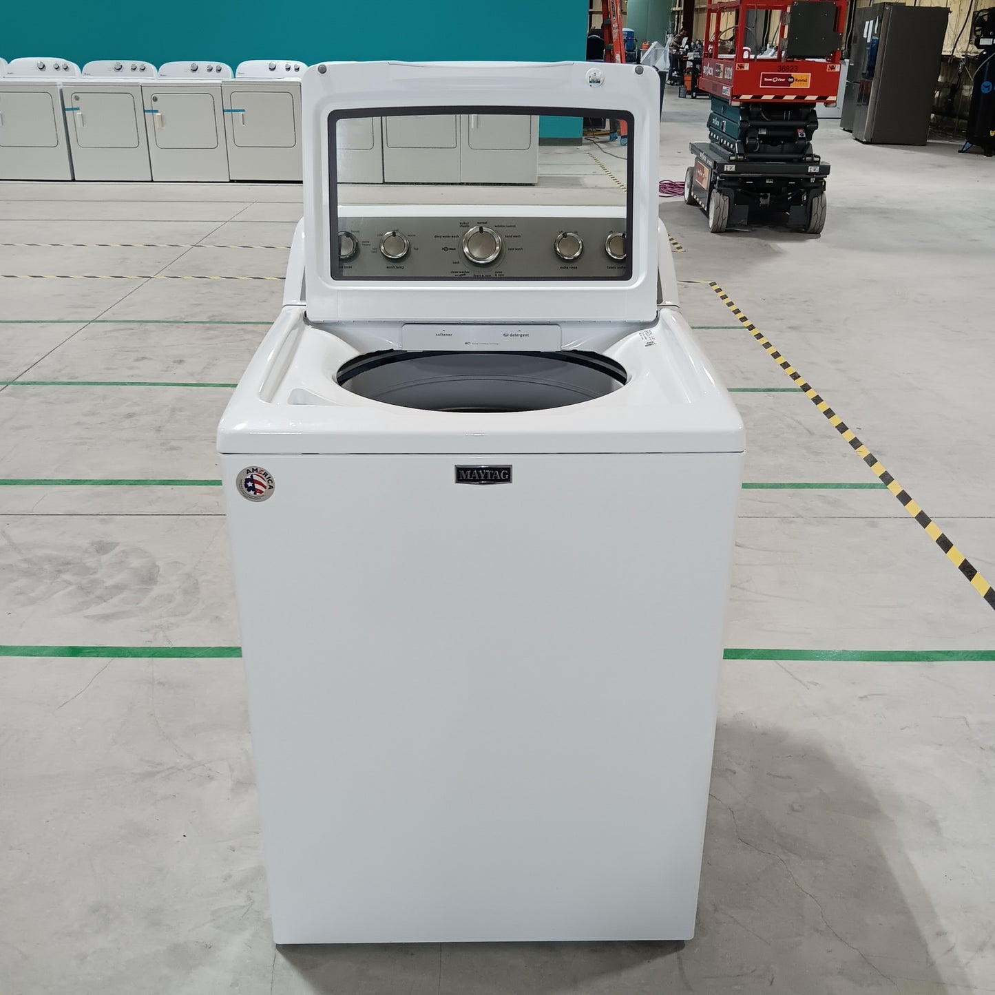 #1312 Liquidation Half Truckload of 11 Neu Processed Appliances in Texas