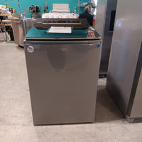 #1541 Liquidation Half Truckload of 19 Neu Processed Appliances in Texas