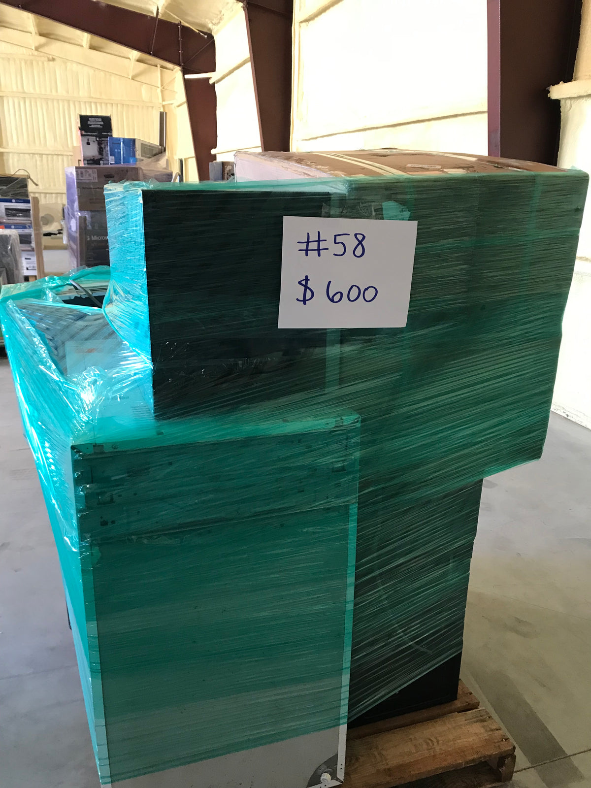 Pallet 58 - Laundry Pedestal, Microwaves,