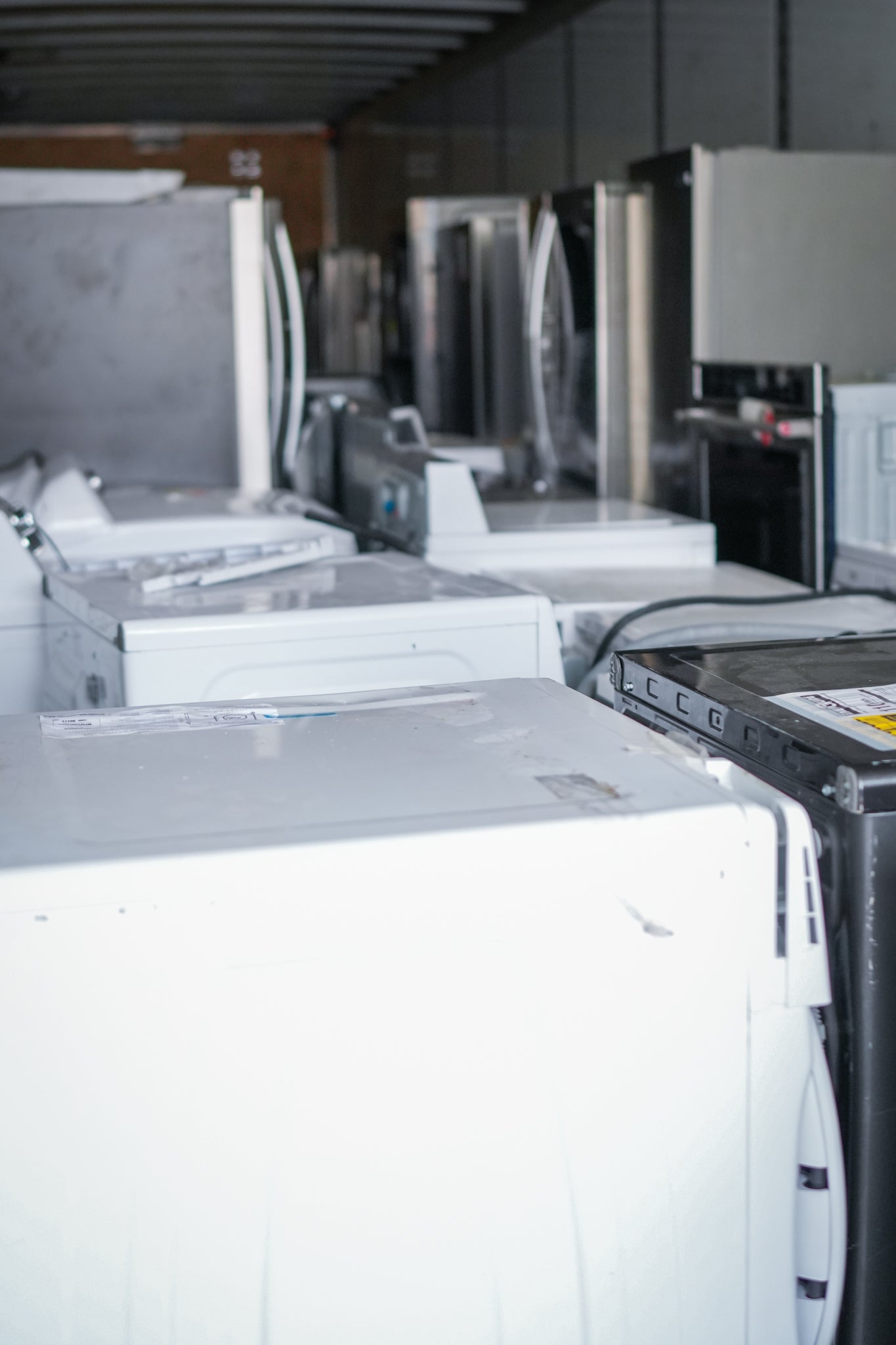 #Blue Ribbon Liquidation Full Truckload of Customer Return Appliances in Philadelphia  PA