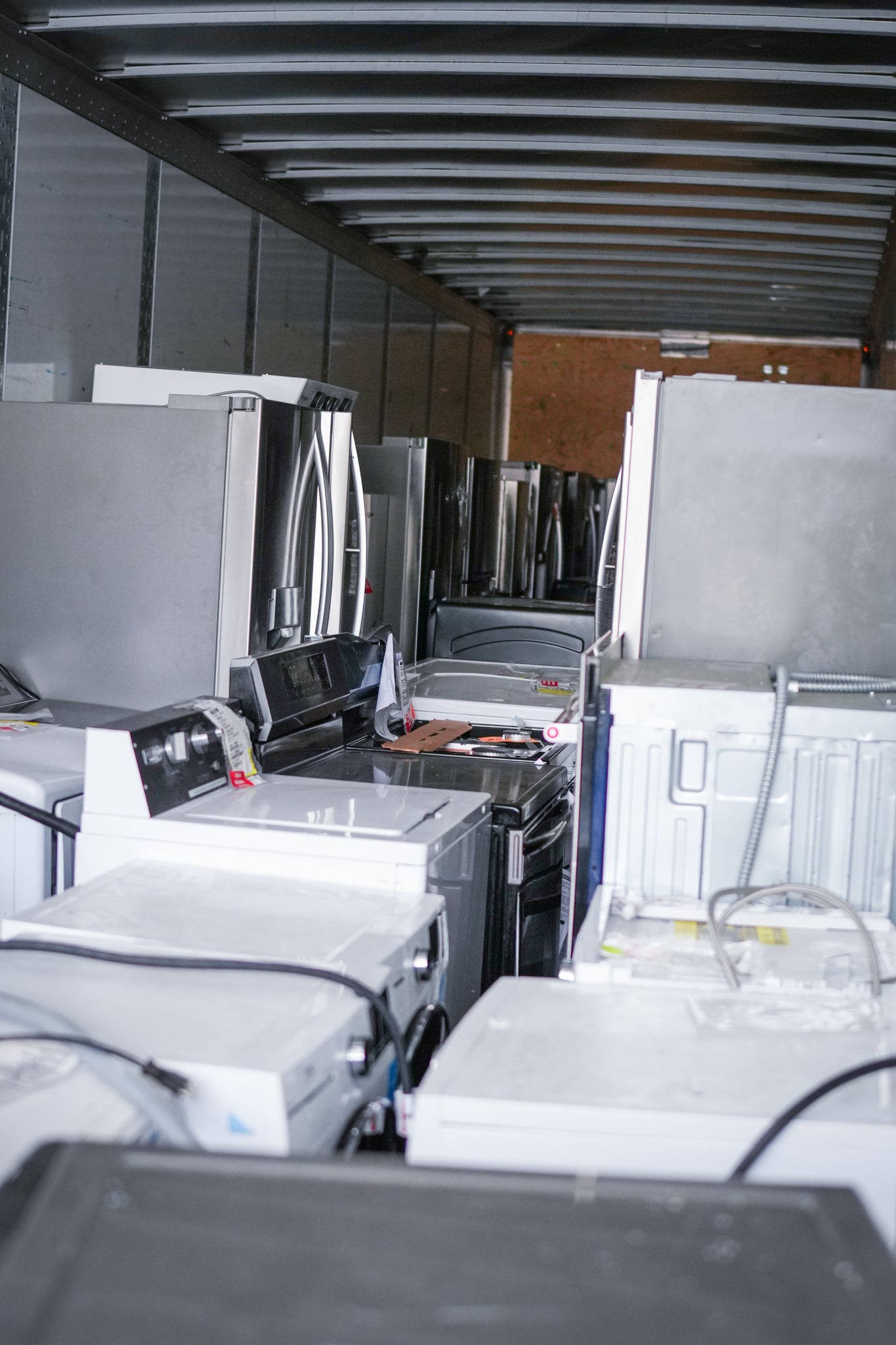 #Blue Ribbon Liquidation Full Truckload of Customer Return Appliances in Philadelphia  PA