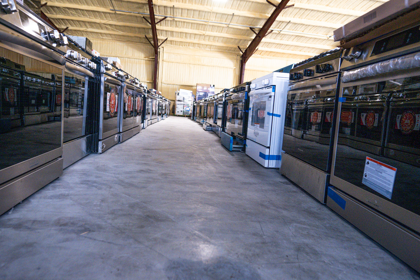 #TXG6 Liquidation Full Truckload of 59 Scratch and Dent Appliances in Texas