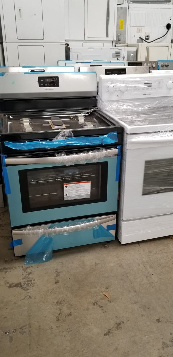 Liquidation scratch and dent Frigidaire Gas and Electric Ranges by the truckload.