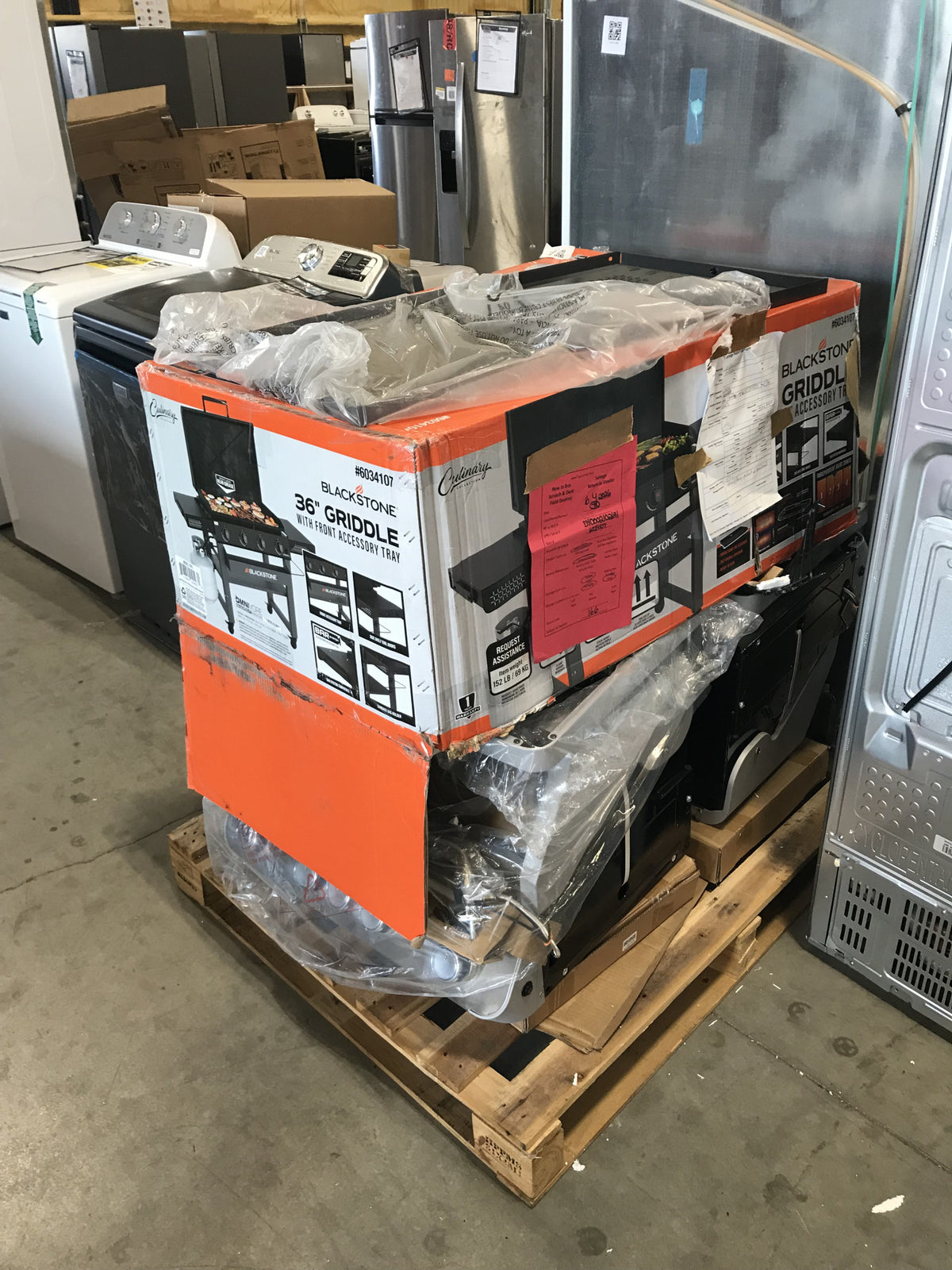 Wholesale Pallet 303 | 3 Customer Return Free Standing