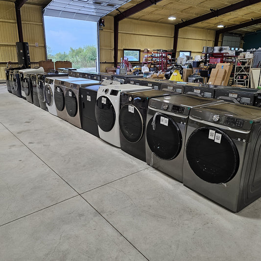 #1189 Liquidation Half Truckload of 22 Neu Processed Appliances in Texas