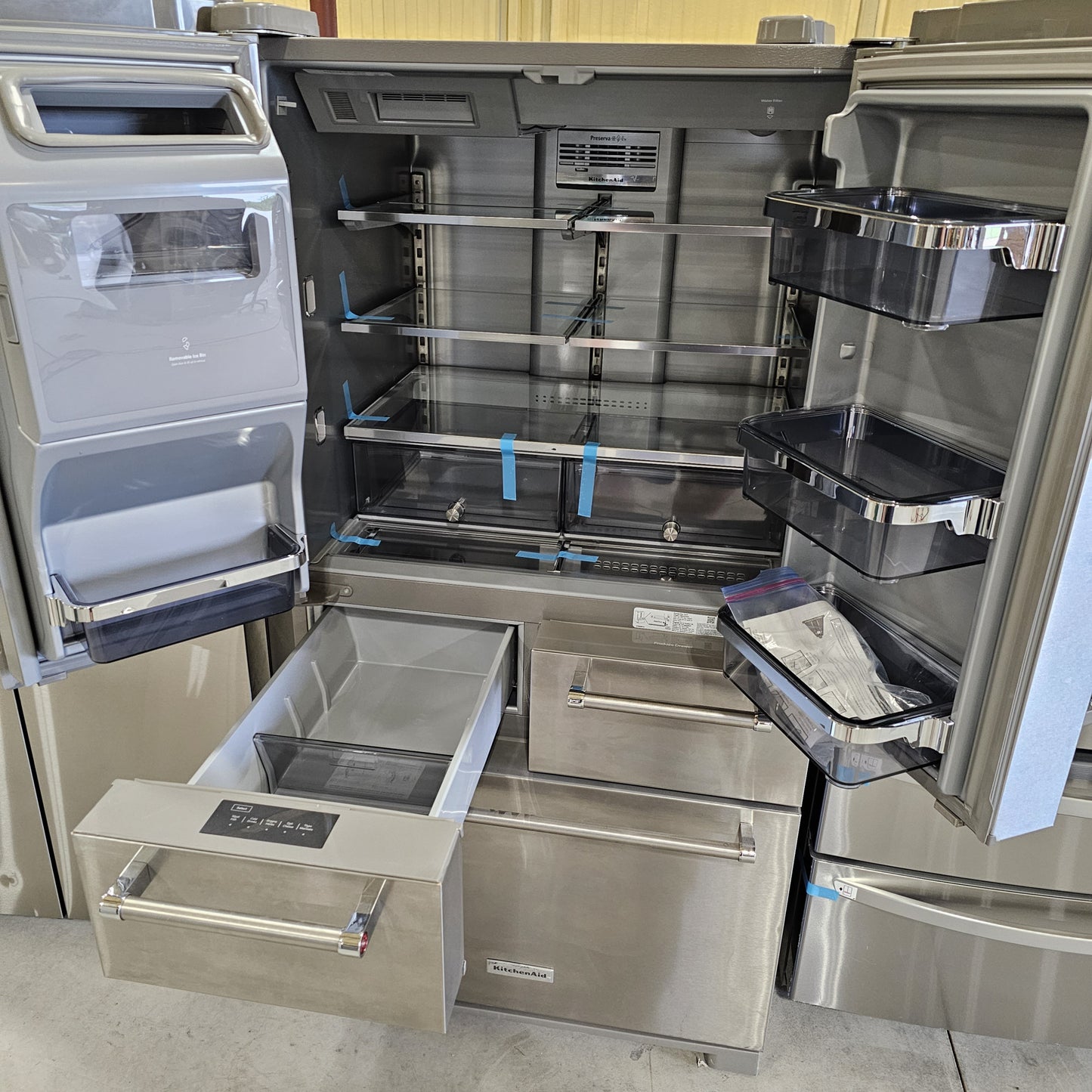 #1188 Liquidation Half Truckload of 8 Neu Processed Appliances in Texas