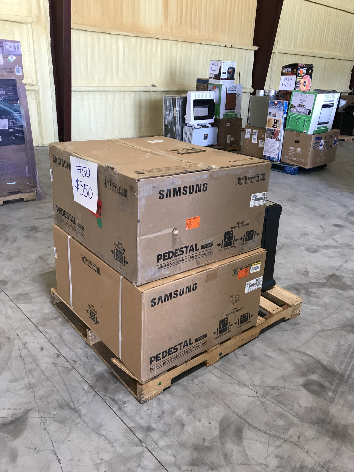 # 50 Wholesale Pallet | 3 Customer Return Accessories