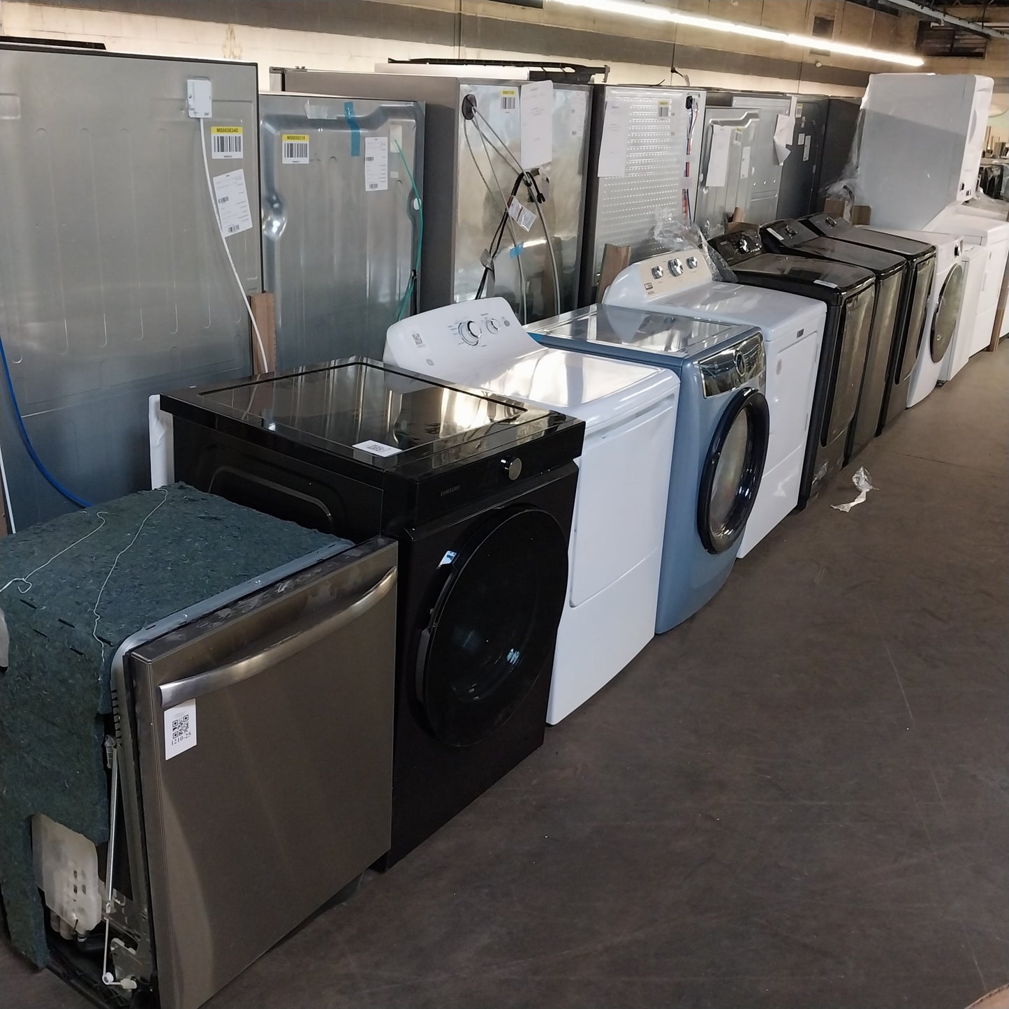 #1210 Liquidation Half Truckload of 25 Customer Return Appliances in South Carolina - Liberty