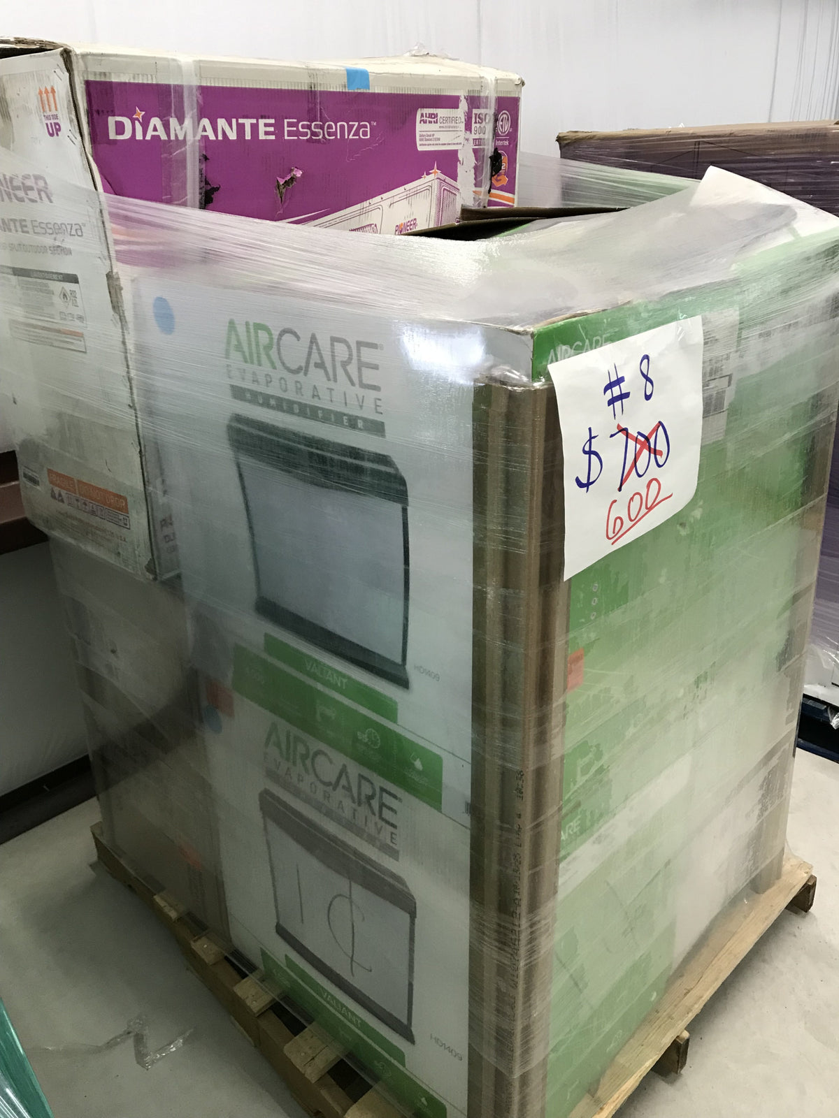 # 8 Wholesale Pallet | 5 Customer Return Mini Splits, Humidifiers, Miscellaneous