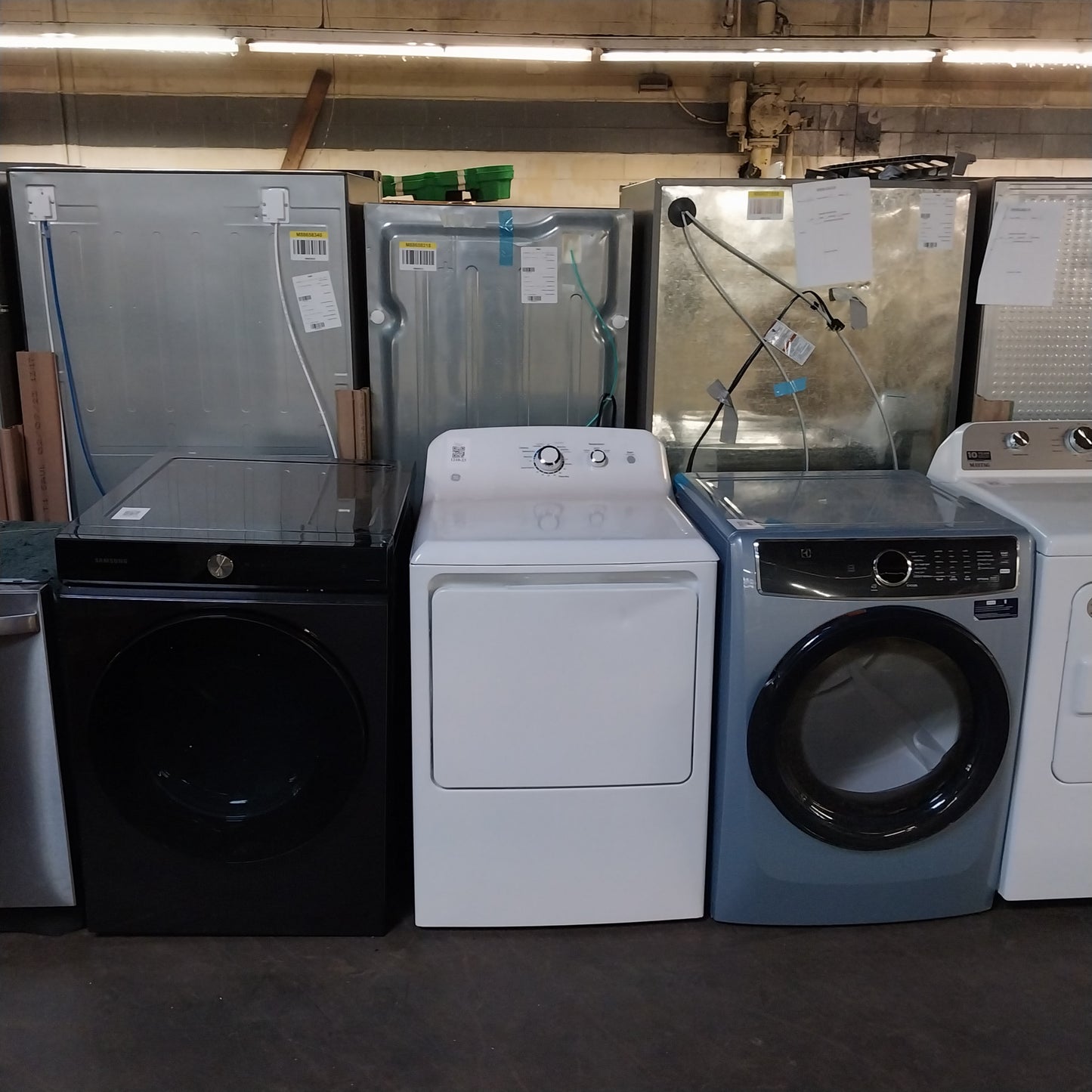 #1210 Liquidation Half Truckload of 25 Customer Return Appliances in South Carolina - Liberty
