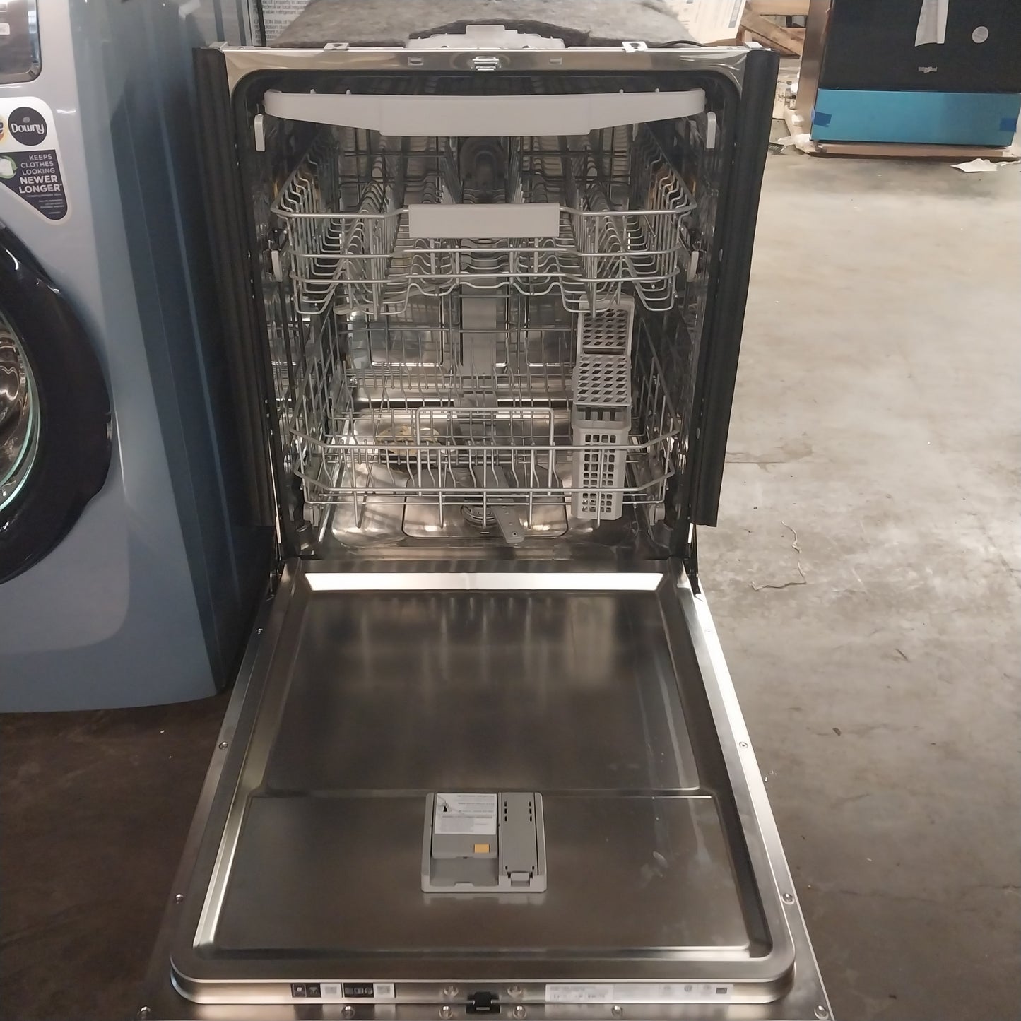 #1220 Liquidation Half Truckload of 25 Customer Return Appliances in South Carolina - Liberty