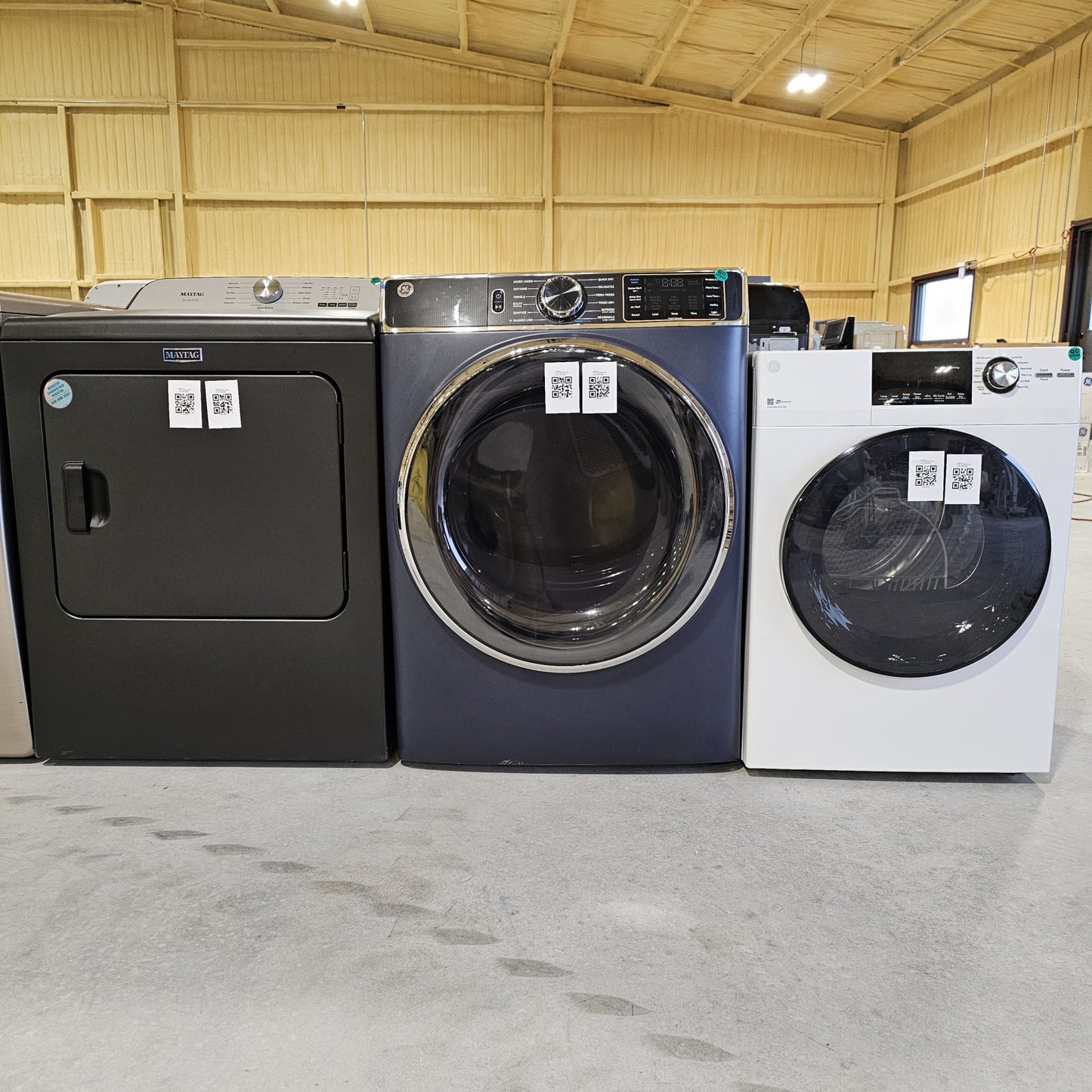 #1189 Liquidation Half Truckload of 22 Neu Processed Appliances in Texas