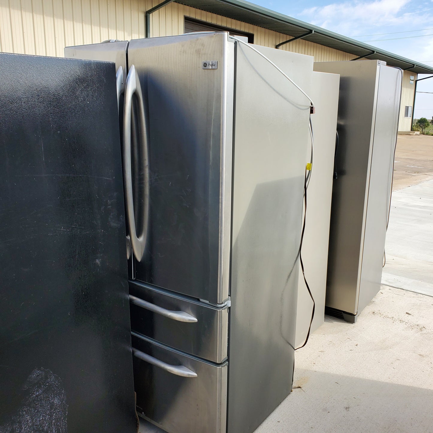 #1205 Liquidation Half Truckload of 20 Haul Aways (Used) Appliances in Texas