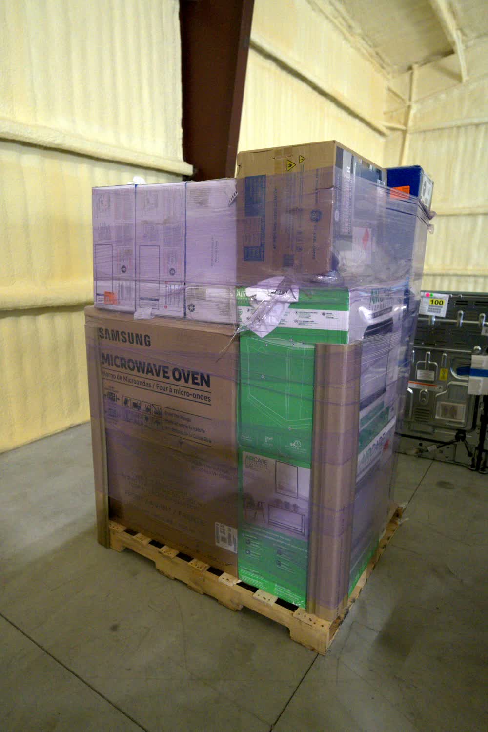 #1716 Liquidation Full Truckload of 75 Scratch and Dent Appliances in Texas