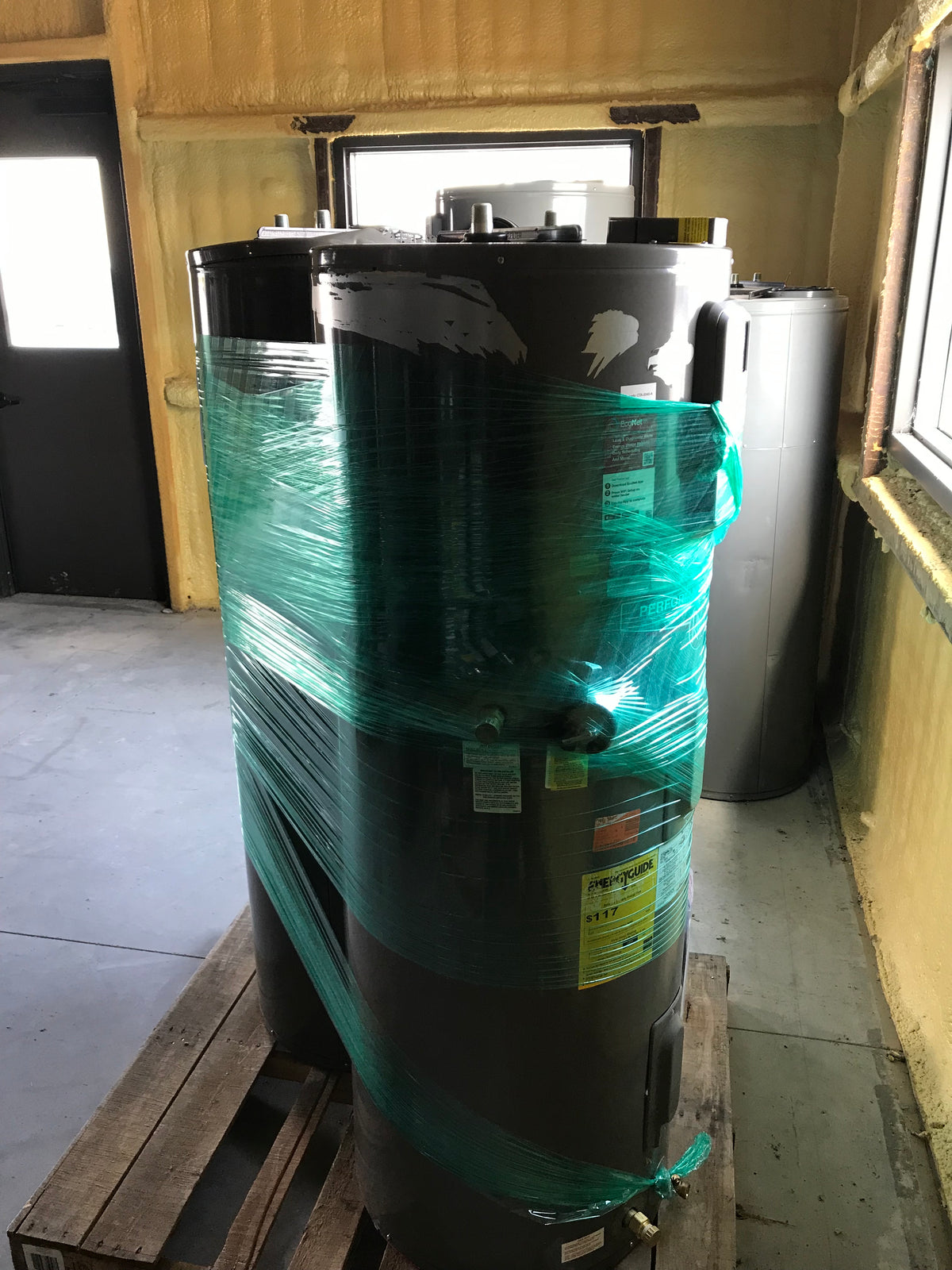 Water Heater Lot 12