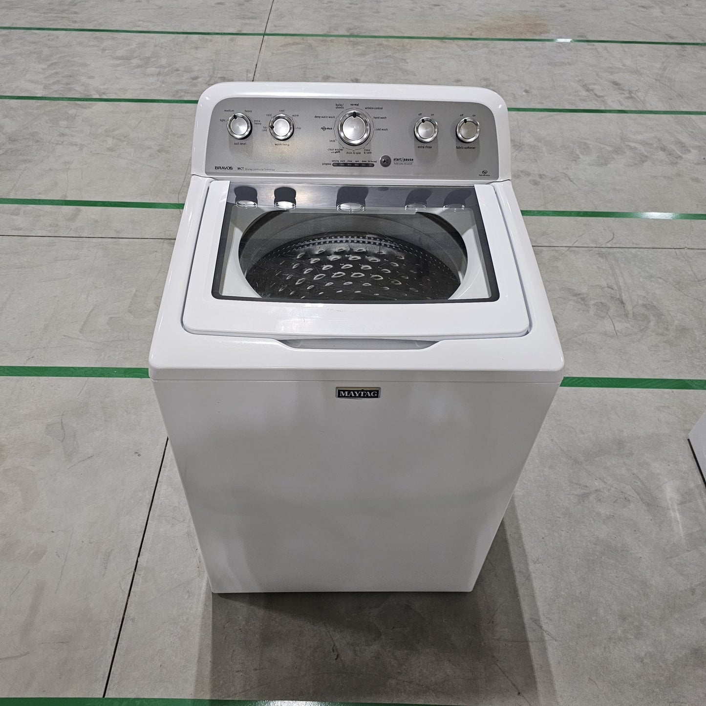 #1286 Liquidation Half Truckload of 22 Neu Processed Appliances in Texas