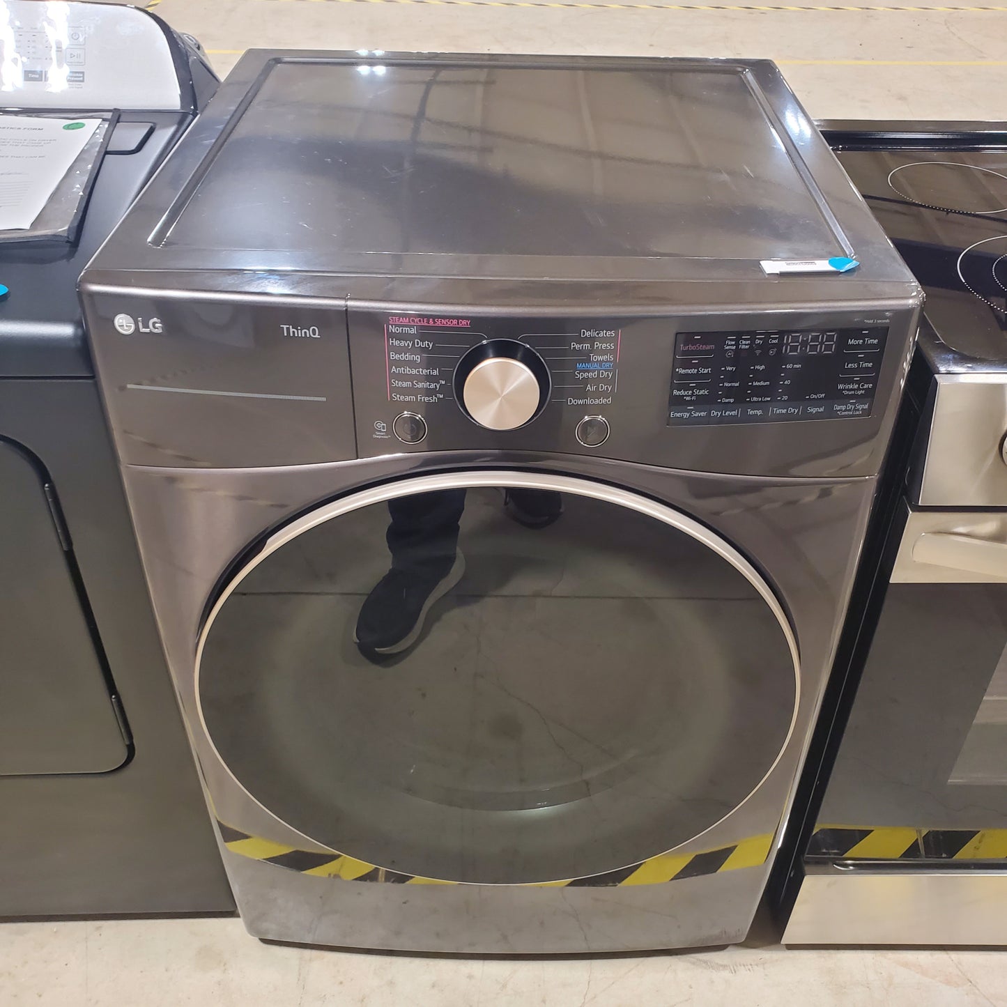 #1574 Liquidation Half Truckload of 18 Neu Processed Appliances in Texas