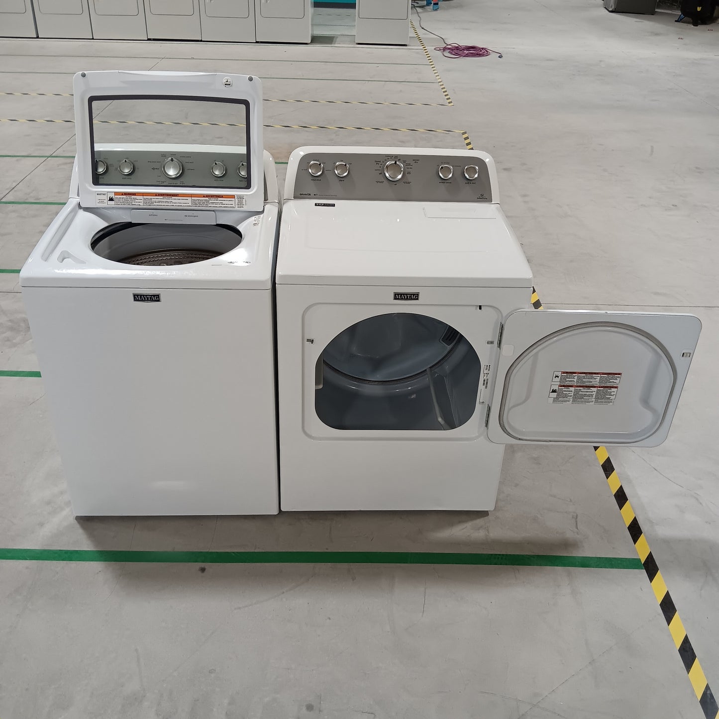 #1311 Liquidation Half Truckload of 11 Neu Processed Appliances in Texas