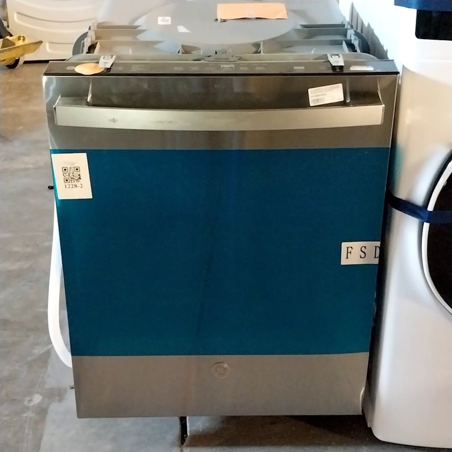 #1426 Liquidation Full Truckload of 46 Neu Processed Appliances in South Carolina - Patchwork