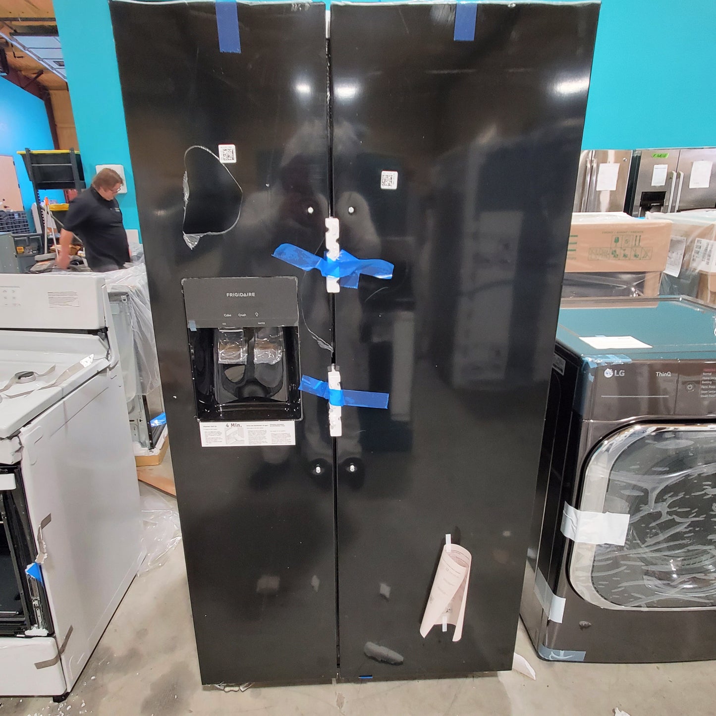 #1487 Liquidation Half Truckload of 18 Scratch and Dent Appliances in Texas