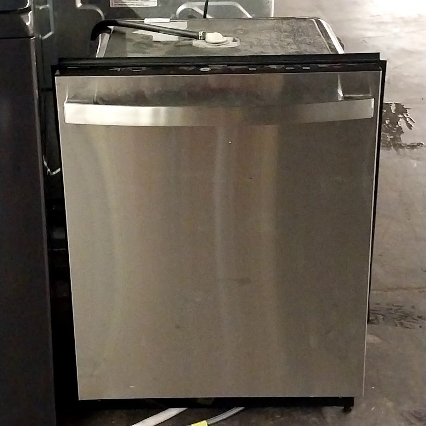 #1442 Liquidation Full Truckload of 45 Customer Return Appliances in South Carolina - Liberty