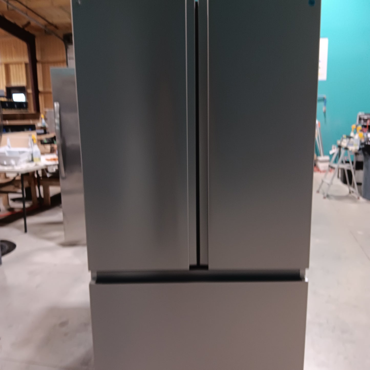 #1548 Liquidation Half Truckload of 10 Neu Processed Appliances in Texas