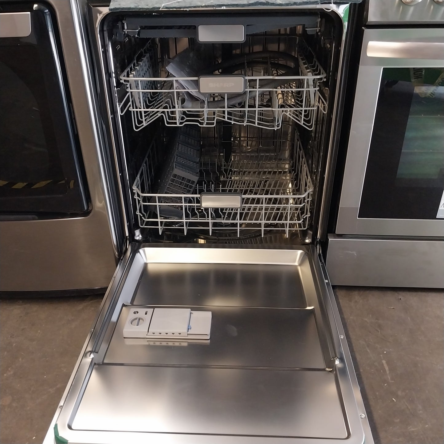#1331 Liquidation Half Truckload of 22 Customer Return Appliances in South Carolina - Liberty