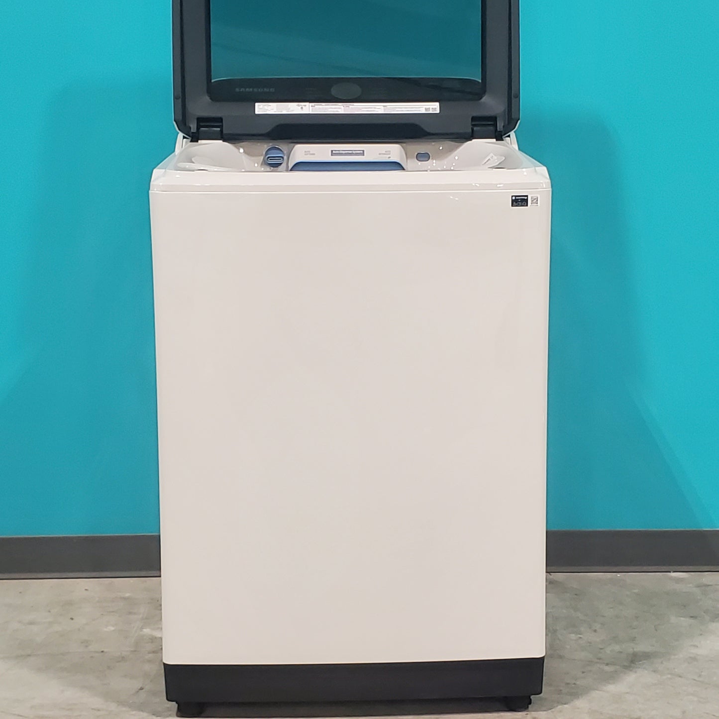 #1573 Liquidation Full Truckload of 55 Neu Processed Appliances in Texas