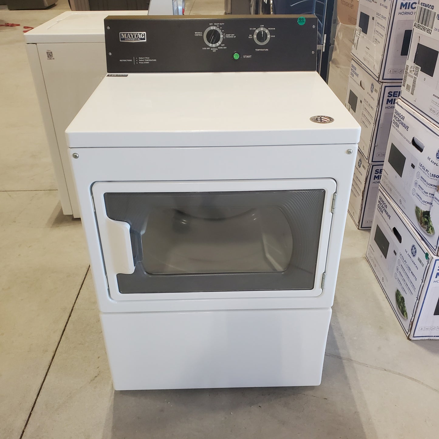 #1208 Liquidation Half Truckload of 16 Neu Processed Appliances in Texas