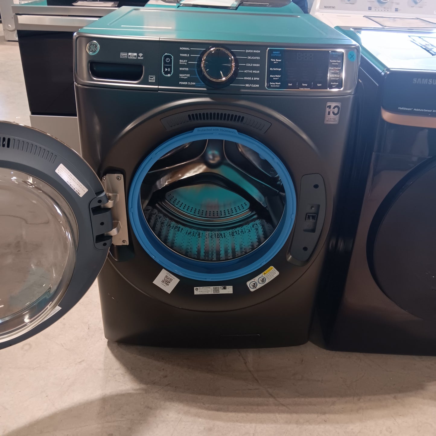 #1541 Liquidation Half Truckload of 19 Neu Processed Appliances in Texas