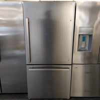 #1372 Liquidation Full Truckload of 30 Customer Return Appliances in South Carolina - Liberty