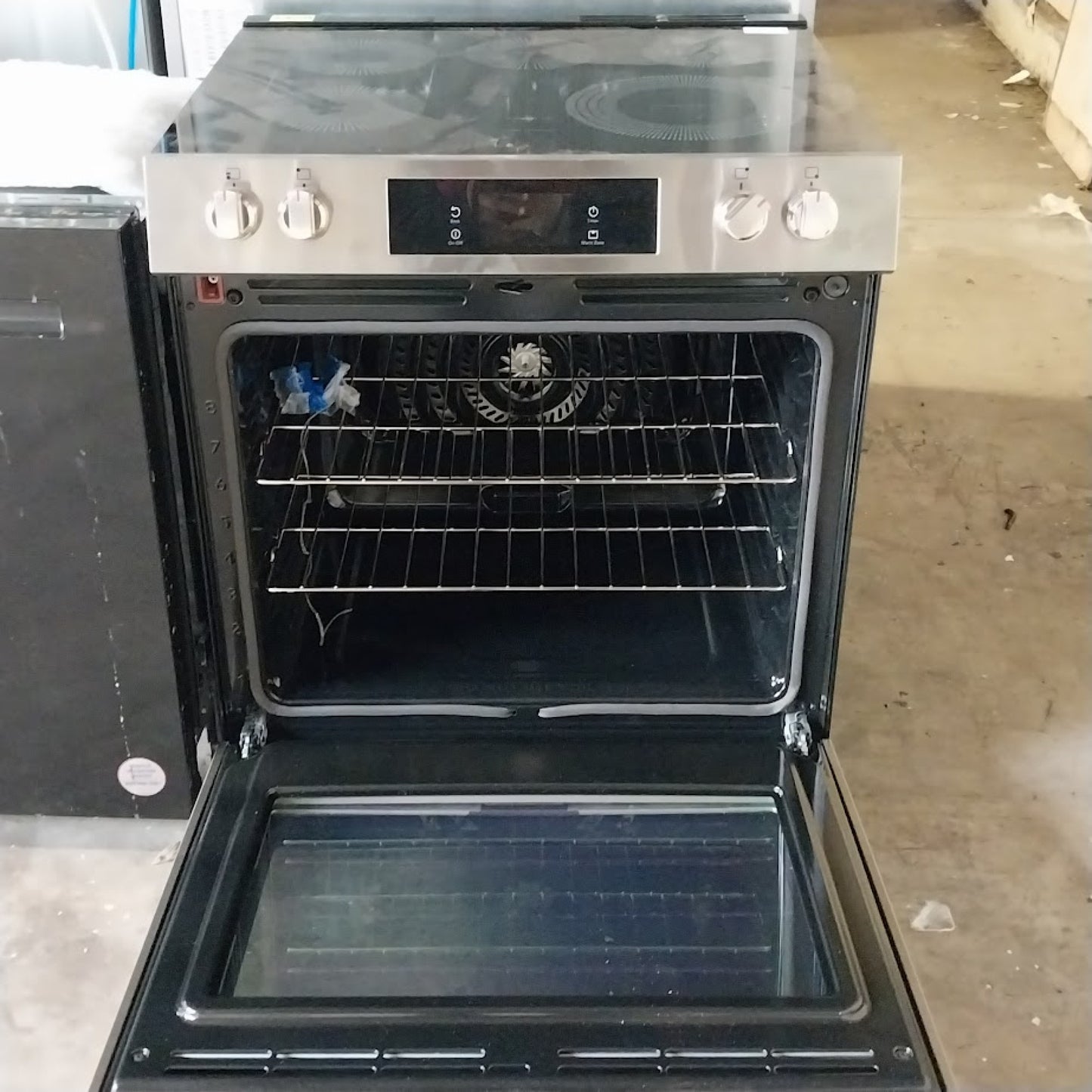 #1489 Liquidation Half Truckload of 24 Customer Return Appliances in South Carolina - Patchwork