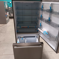 #1549 Liquidation Half Truckload of 17 Neu Processed Appliances in Texas